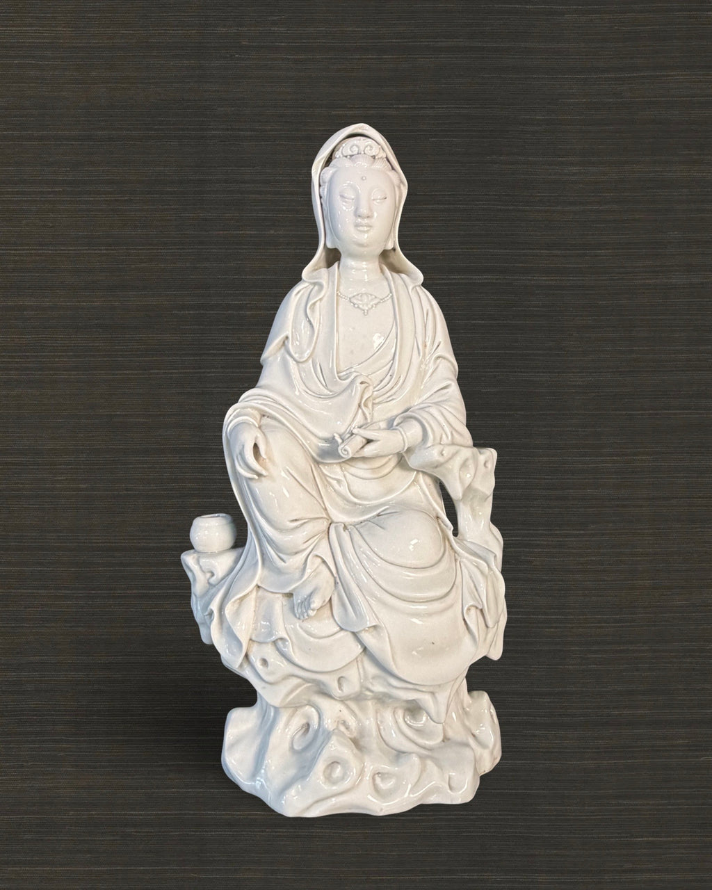 Dehua (Blanc de Chine) Guanyin