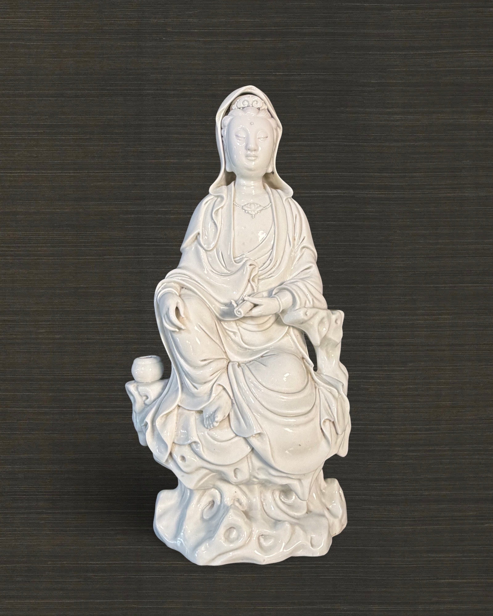 Dehua (Blanc de Chine) Guanyin