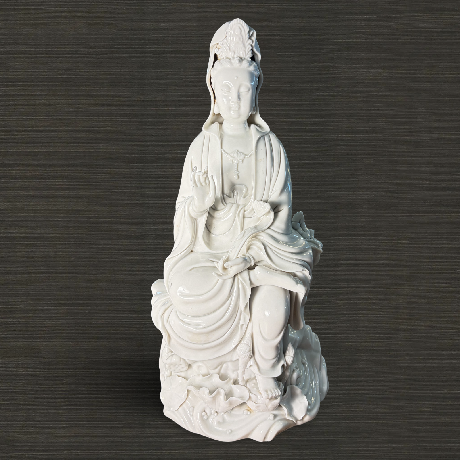 Dehua (Blanc de Chine) Guanyin