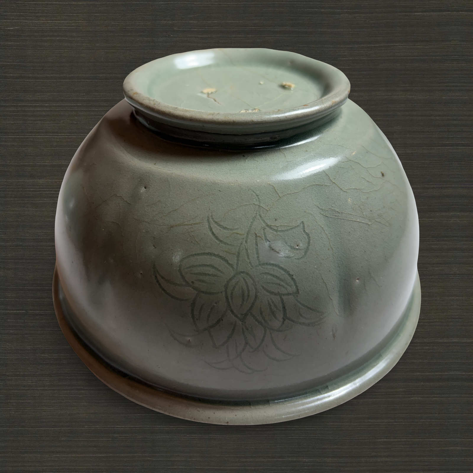 17th Century Korean Celadon bowl