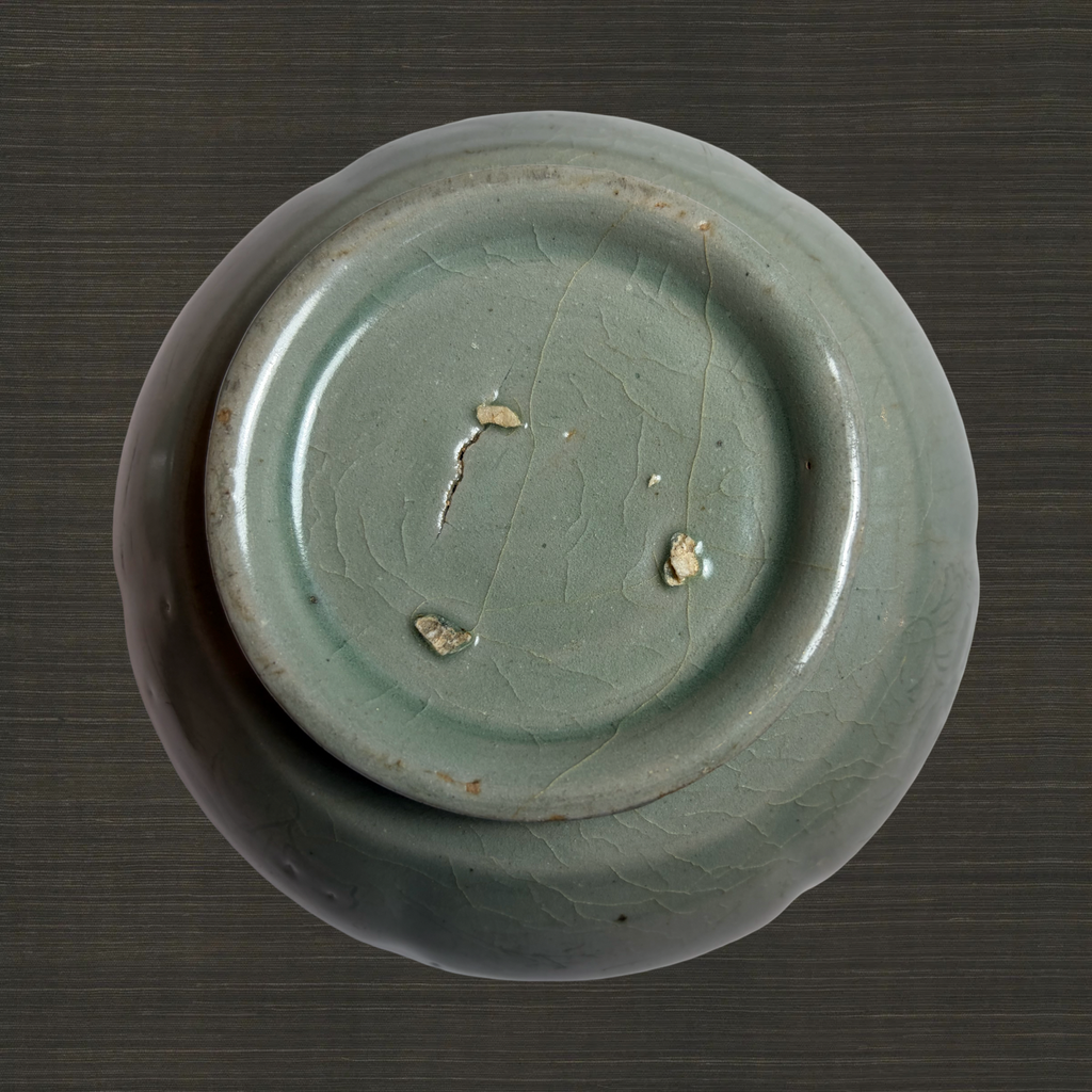 17th Century Korean Celadon bowl