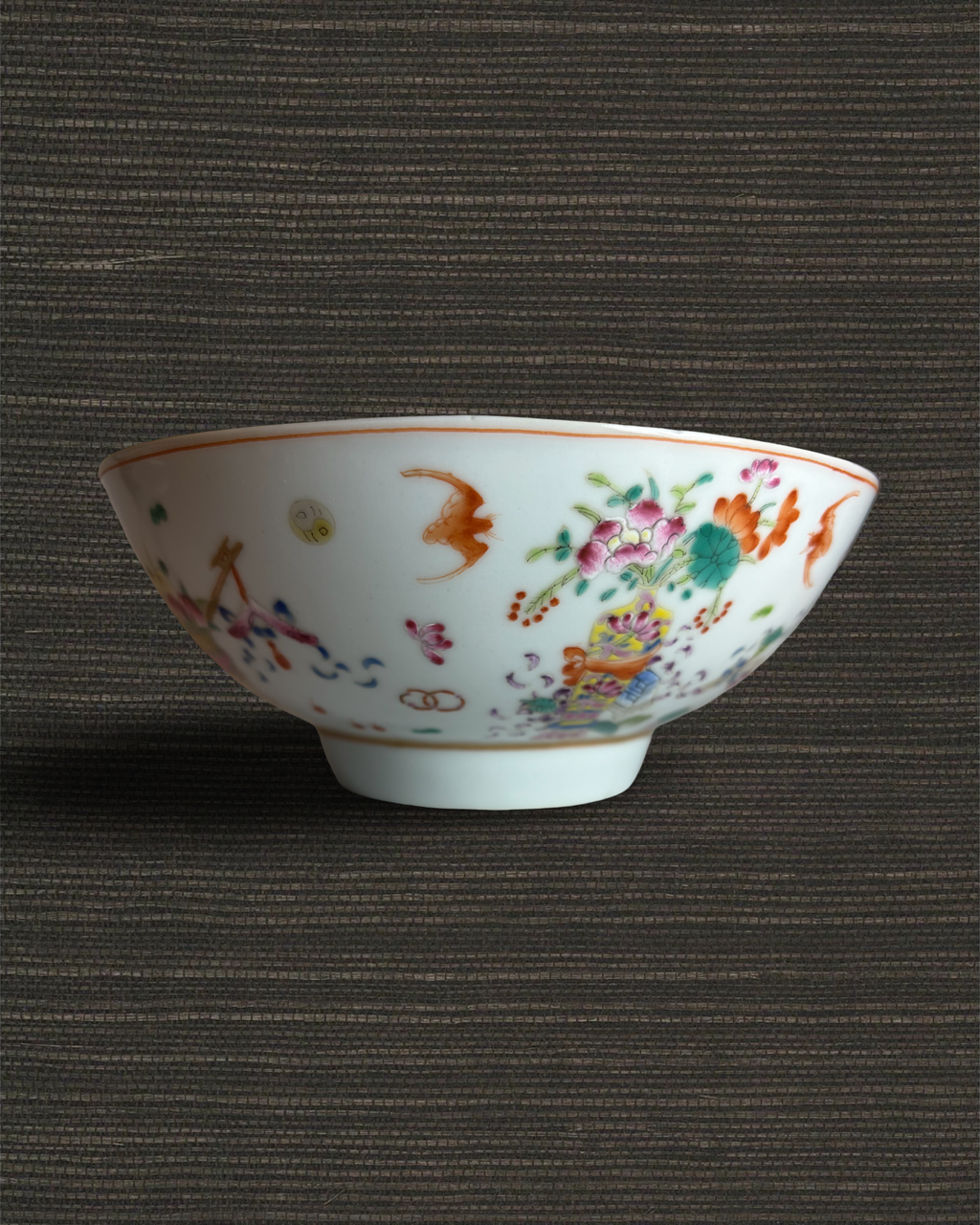 Chinese Qing Dynasty Bowl with Aubergine Elephant