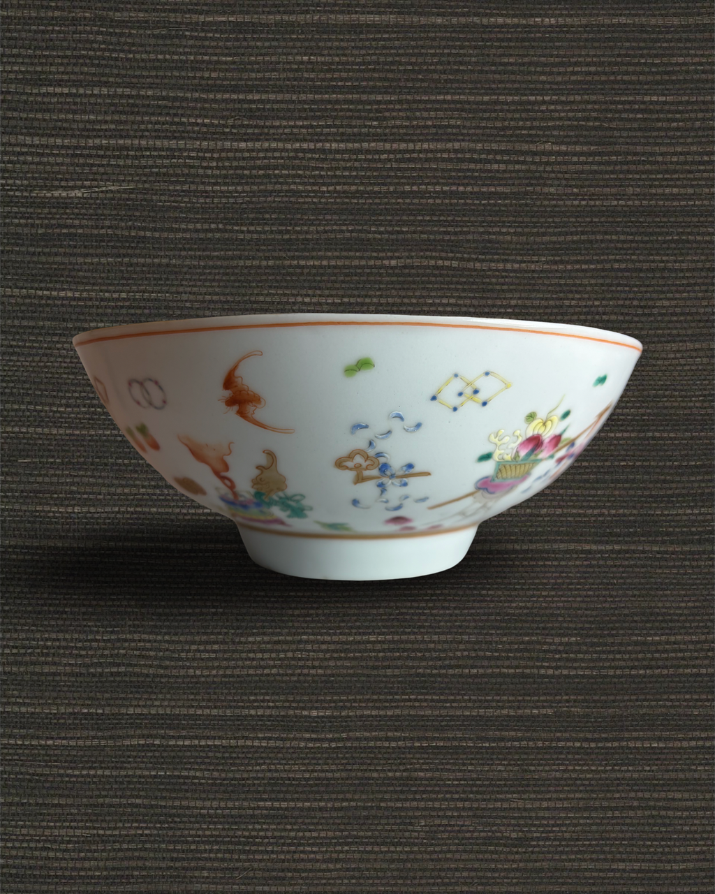 Chinese Qing Dynasty Bowl with Aubergine Elephant