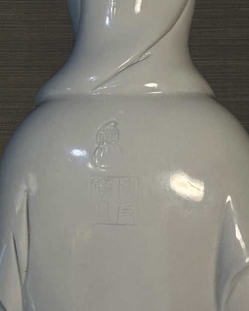 Dehua (Blanc de Chine) Guanyin